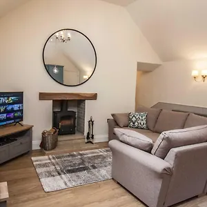 High Oaks Grange - Holiday home